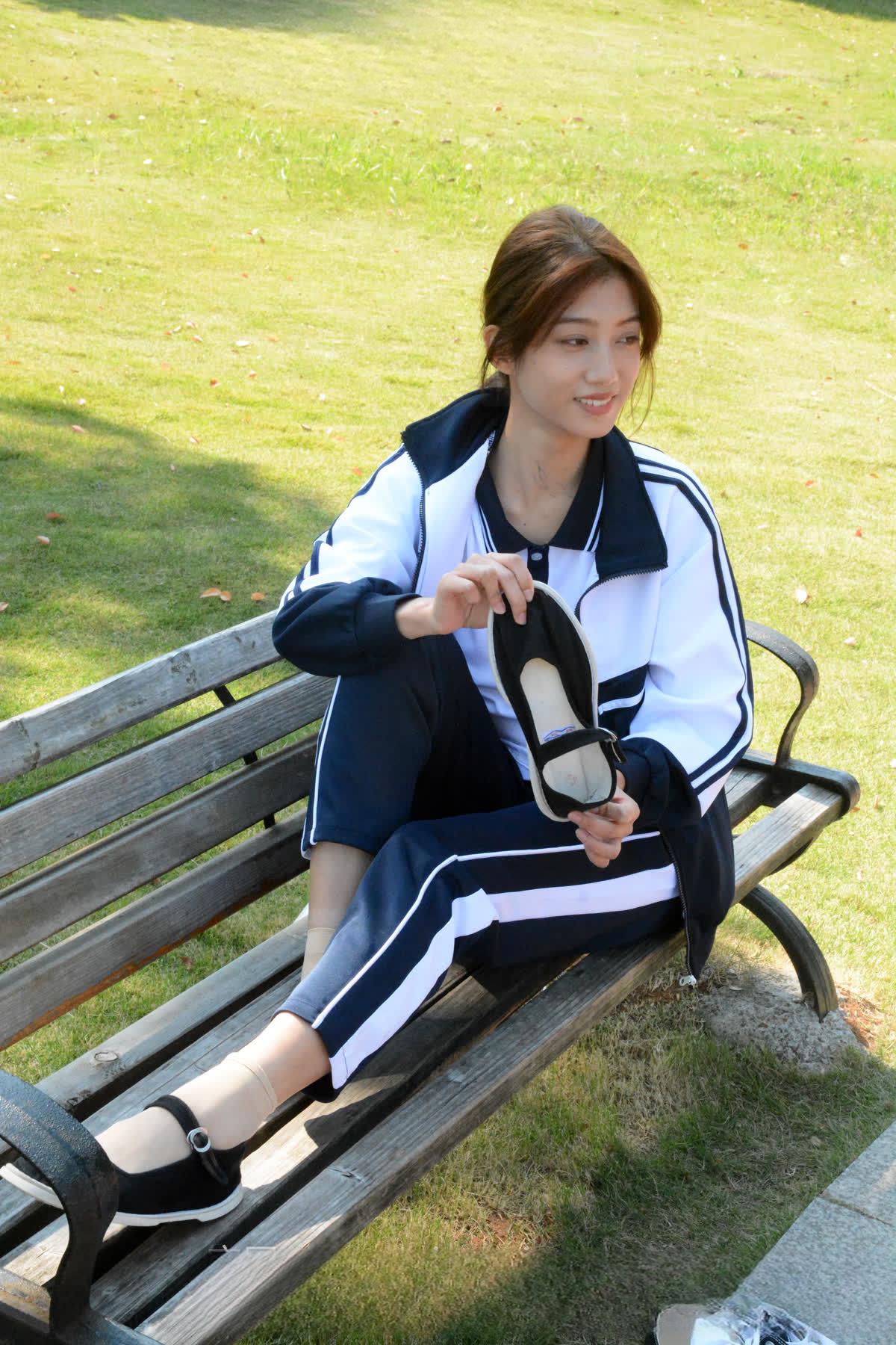 爱月下 – 美足美图视频12期[89G-2026.7]