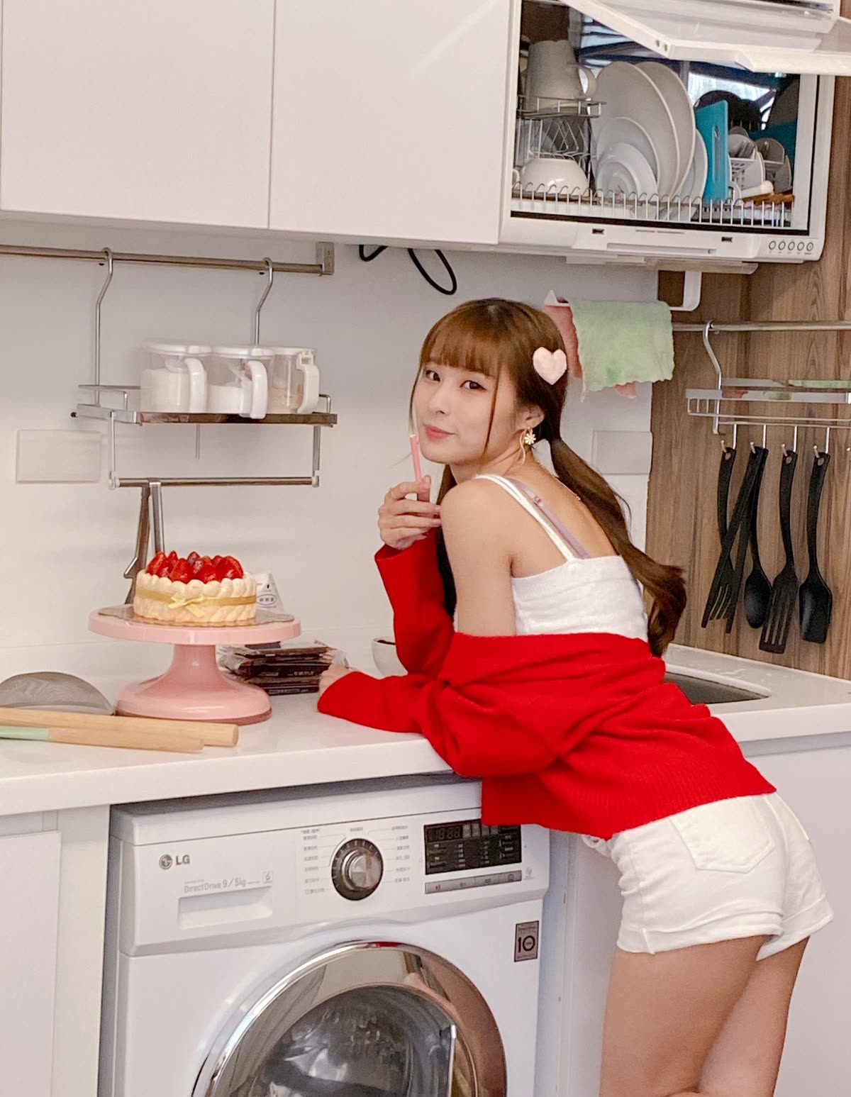 泥泥汝 – 全套无水印14期&amp;视频[9.2G-2024.8新发]