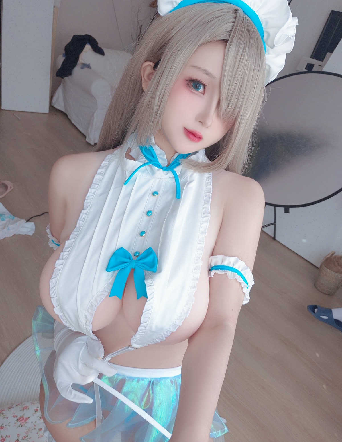 日奈娇 – 全套255期及随包视频[266.2G-2026.8]