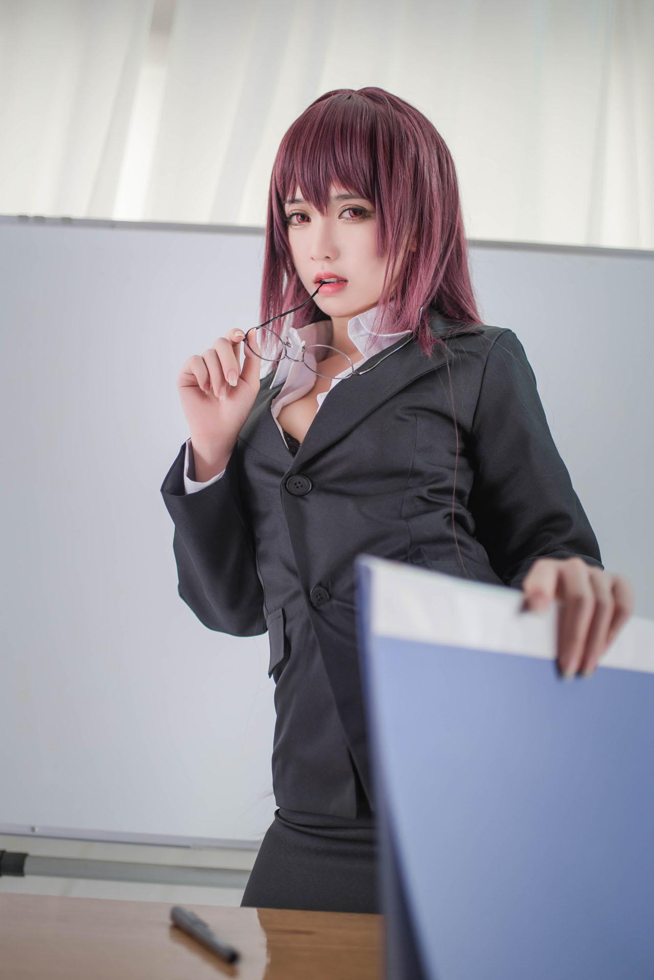 鳗鱼霏儿 – 全套98期&随包视频[23.2G-2025.6]